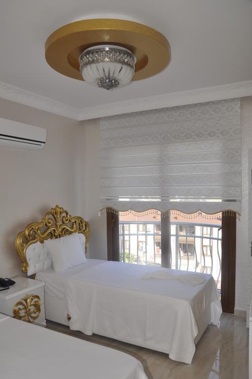Alev Palace Otel Arsuz Quarto foto