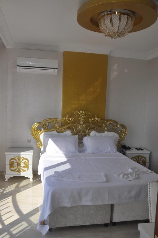 Alev Palace Otel Arsuz Quarto foto
